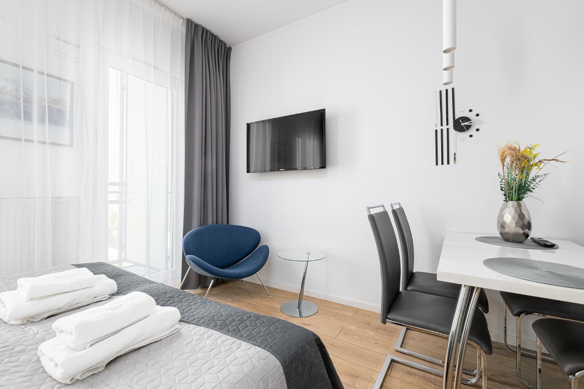 Rentplanet - Apartamenty Kasprzaka Warsaw Luaran gambar