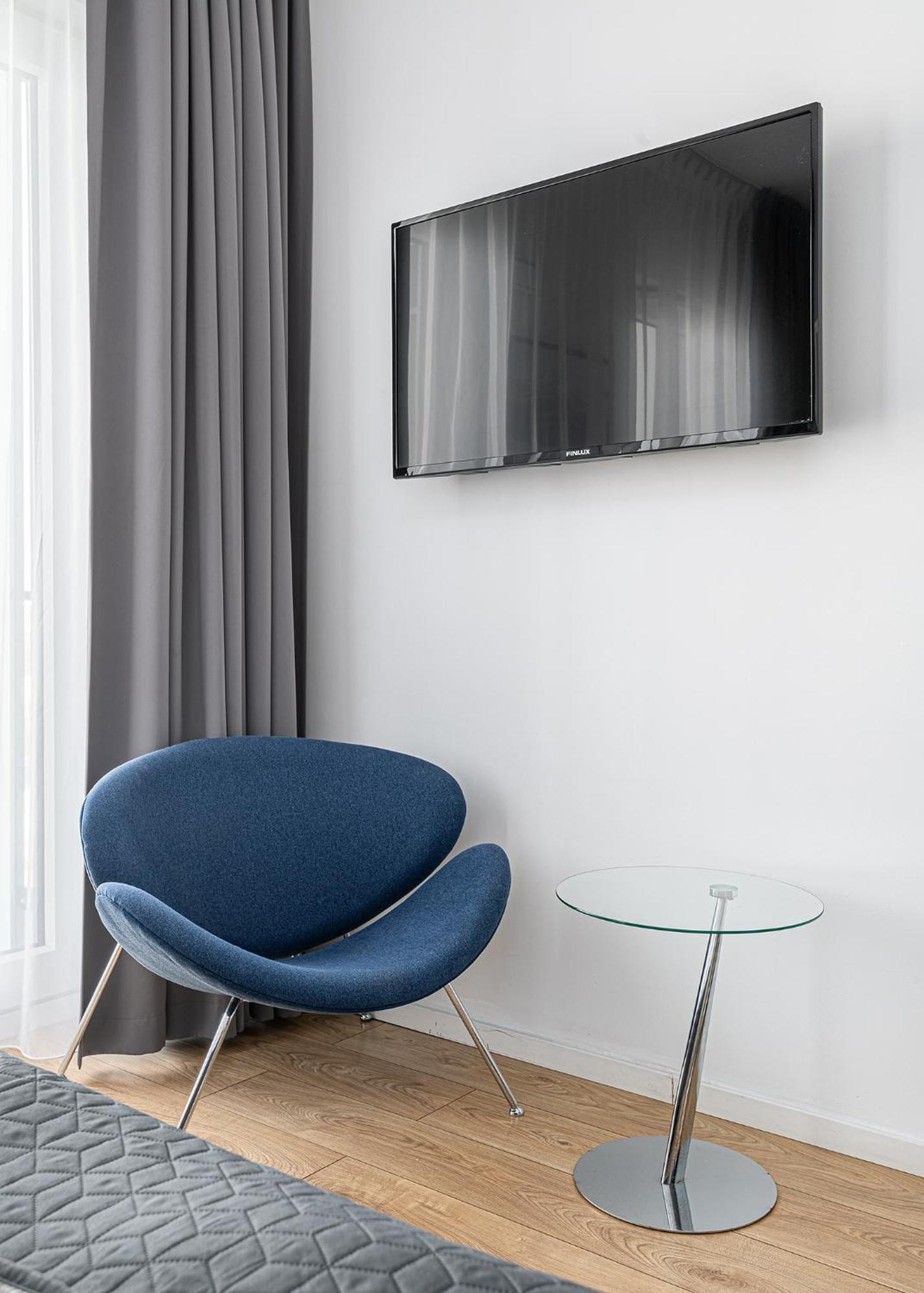 Rentplanet - Apartamenty Kasprzaka Warsaw Luaran gambar